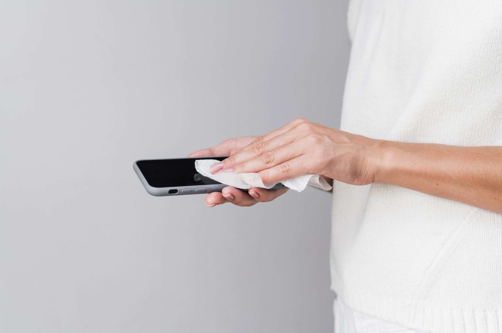 Come mantenere il tuo iPhone in perfette condizioni scaled