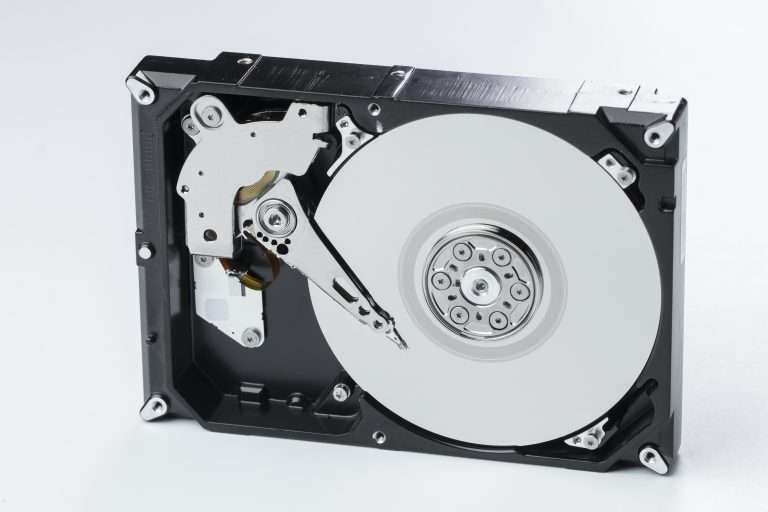Sostituire Hard Disk con SSD: Migliora le Prestazioni del Tuo Computer a Milano con PhoneMI 6 Sostituire Hard Disk con SSD: Migliora le Prestazioni del Tuo Computer a Milano con PhoneMI