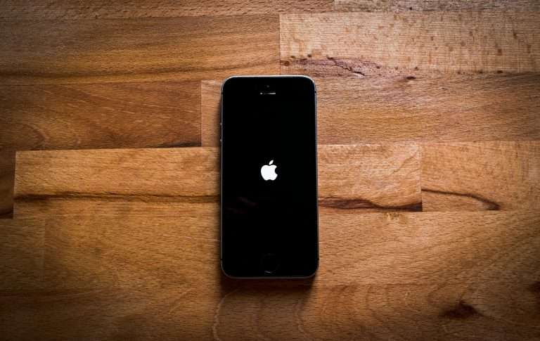 iPhone Bloccato sulla Mela: Guida Completa
