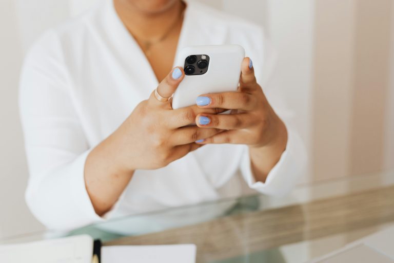 iPhone 16 Pro: problemi al touchscreen segnalati da molti utenti